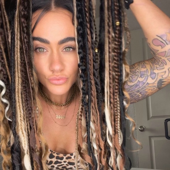 Dreadlocks - Picture 6 of 17